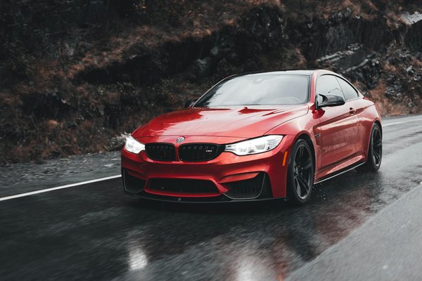 Essential strategies for winter-proofing your dog house: a comprehensive guide to keeping your pup cozy in extreme cold